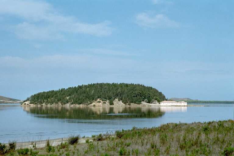 Urban Study for the development of coastal tourism in Zvërnec, Vlora District